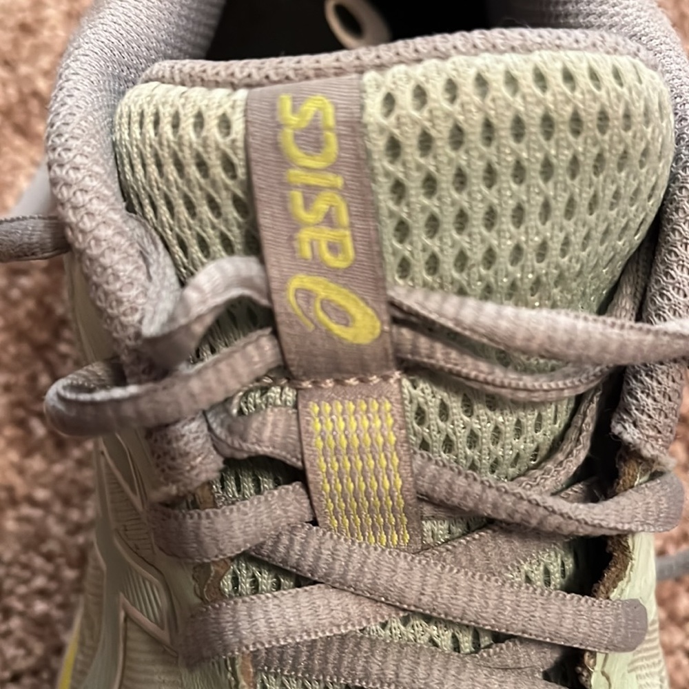 ASICS shoes 👟 - Picture 7 of 8